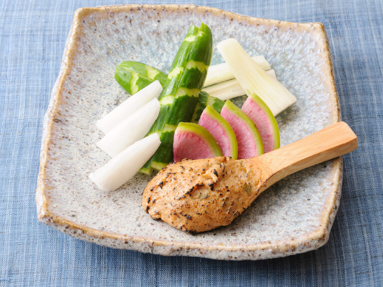 フレッシュ野菜と自家製魚味噌